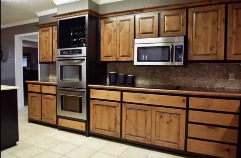 Kitchen - 5310 88th St, Lubbock, TX 79424 photo 2 of 3