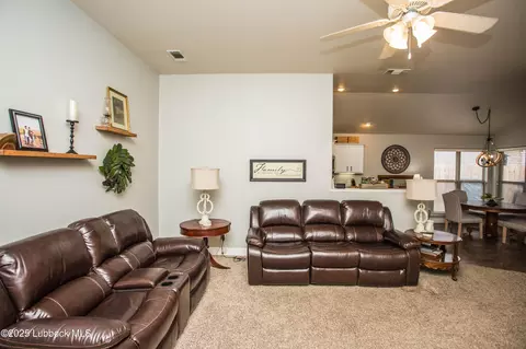 6942 37th St, Lubbock, TX 79407 photo 13