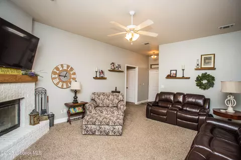 6942 37th St, Lubbock, TX 79407 photo 12