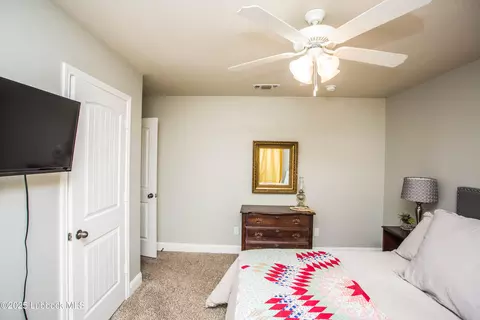 6942 37th St, Lubbock, TX 79407 photo 9