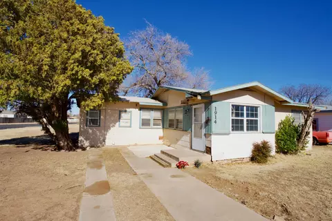 1914 64th St, Lubbock, TX 79412