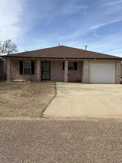 1903 W 1st St, Petersburg, TX 79250