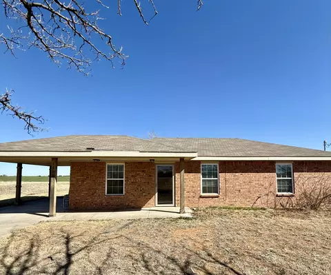1307 Avenue A, Olton, TX 79064