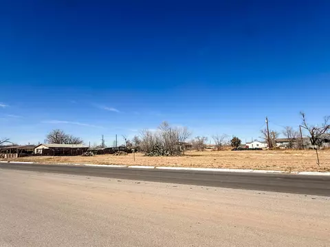 7318 26th St, Lubbock, TX 79407
