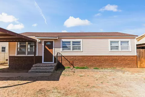 3017 E 3rd St, Lubbock, TX 79403