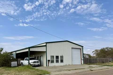 503 2nd St, Lorenzo, TX 79343