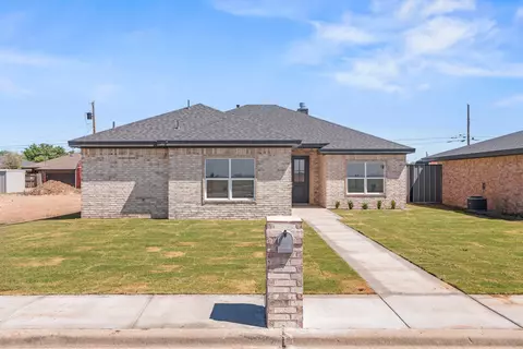 619 Holly St, Levelland, TX 79336