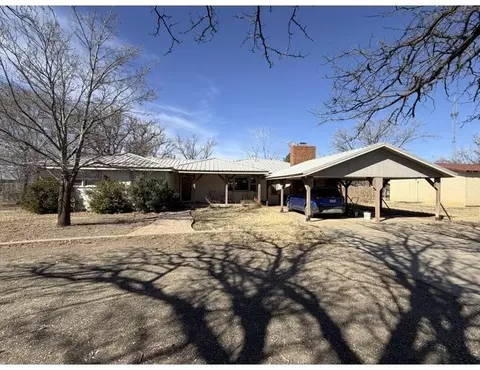 2786 Us-385, Dimmitt, TX 79027