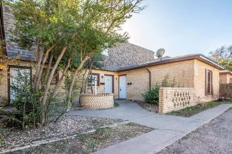 2101 49th St, Lubbock, TX 79412