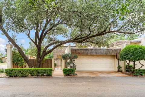 2302 Slide Rd #35, Lubbock, TX 79407