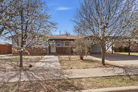 1601 70th Pl, Lubbock, TX 79412