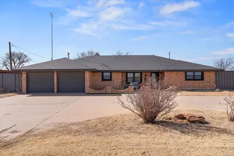 3718 S State Rd # 303, Sundown, TX 79372
