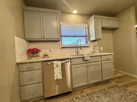 106 N 22nd Pl, Lamesa, TX 79331