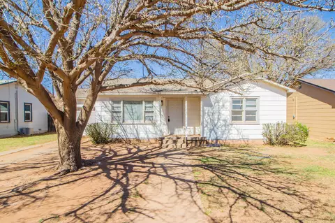 4808 42nd St, Lubbock, TX 79414