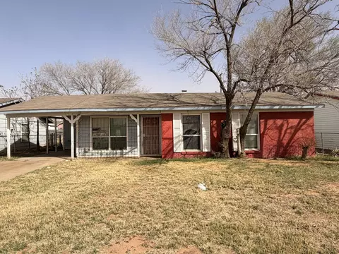 1821 E 1st Pl, Lubbock, TX 79403