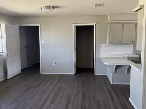 Living - 307 E 5th St, Sundown, TX 79372 photo 1 of 1