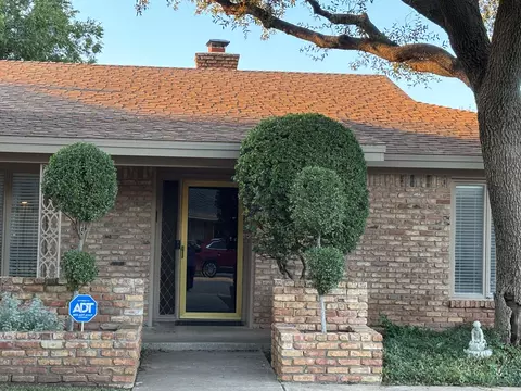 3004 80th St, Lubbock, TX 79423