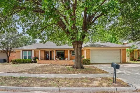 8012 Raleigh Ave, Lubbock, TX 79424