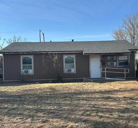 2718 E 10th St, Lubbock, TX 79403