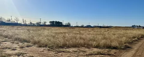 S 11th Street, Slaton, TX 79364