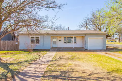 4621 35th St, Lubbock, TX 79414