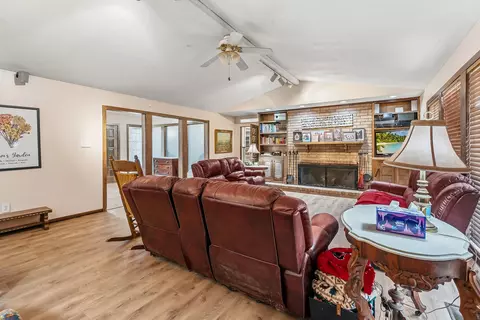 Living - 3807 68th St, Lubbock, TX 79413 photo 2 of 4