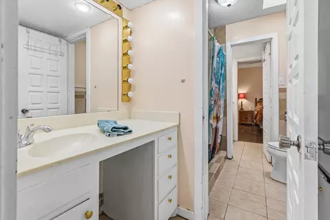 Bath - 3807 68th St, Lubbock, TX 79413 photo 4 of 5