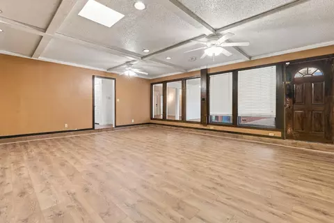 Living - 3807 68th St, Lubbock, TX 79413 photo 7 of 11
