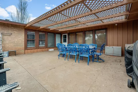 Exterior - 3807 68th St, Lubbock, TX 79413 photo 5 of 5