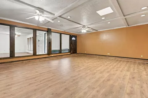 Living - 3807 68th St, Lubbock, TX 79413 photo 8 of 11