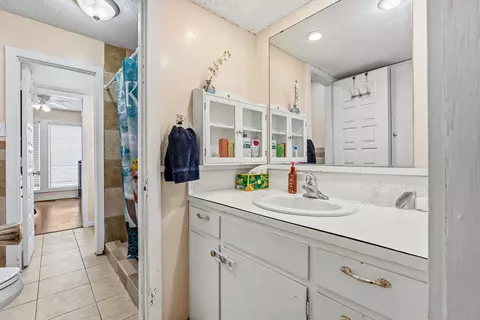Bath - 3807 68th St, Lubbock, TX 79413 photo 5 of 5