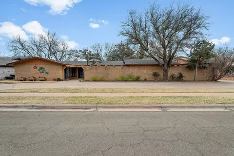 3807 68th St, Lubbock, TX 79413