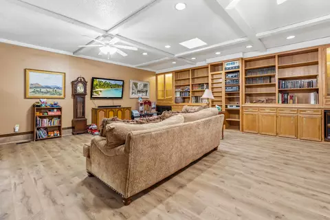 Living - 3807 68th St, Lubbock, TX 79413 photo 4 of 4