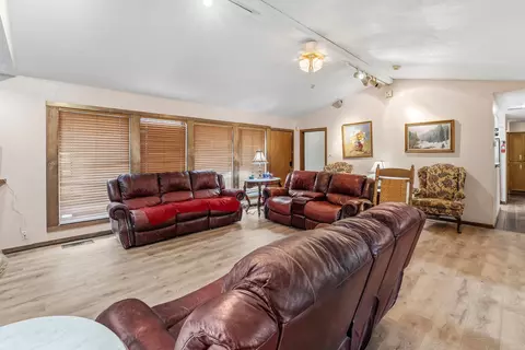 Living - 3807 68th St, Lubbock, TX 79413 photo 3 of 4