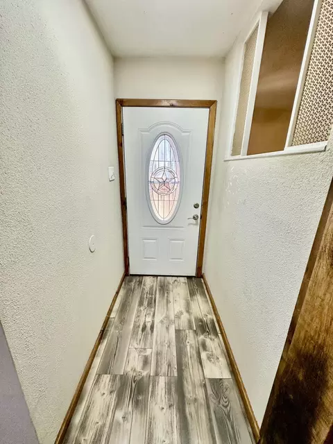 Entry Way - 408 Mohawk Dr, Post, TX 79356 photo 1 of 1