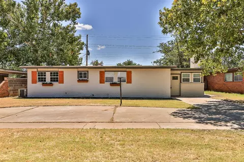 2723 66th St, Lubbock, TX 79413