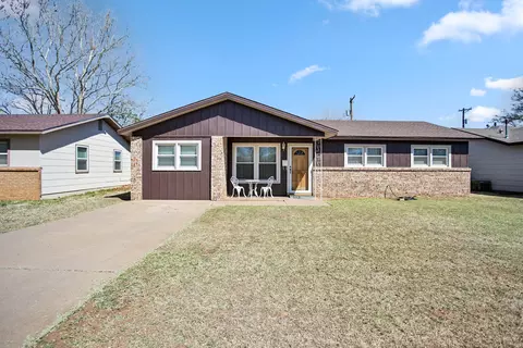 1924 73rd St, Lubbock, TX 79423