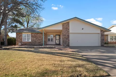 5705 2nd Place Dr, Lubbock, TX 79416