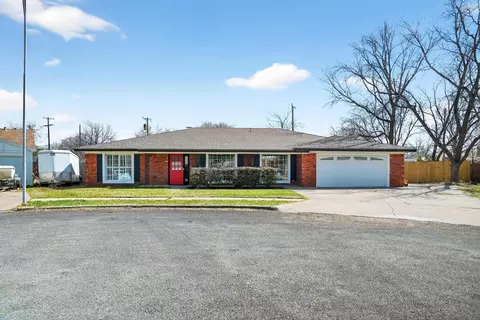 2113 62nd St, Lubbock, TX 79412