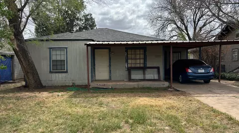 1317 28th St, Lubbock, TX 79411