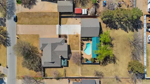 6808 Rochester Ave, Lubbock, TX 79424