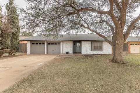 1210 S Cedar St, Brownfield, TX 79316
