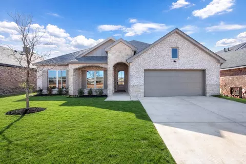1111 N 6th St, Wolfforth, TX 79382