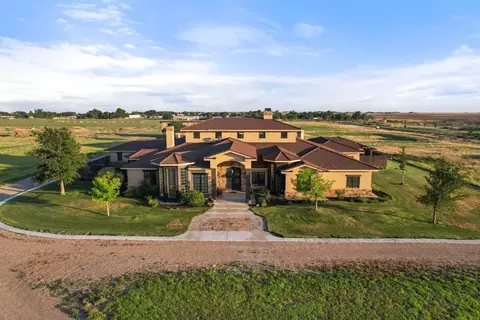 5631 Woodrow Rd, Lubbock, TX 79424