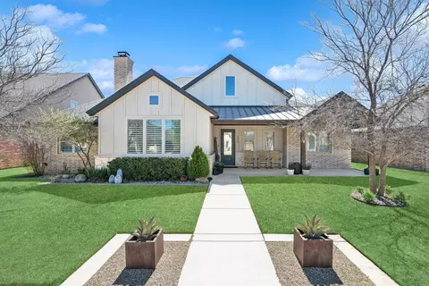 629 N 9th St, Wolfforth, TX 79382