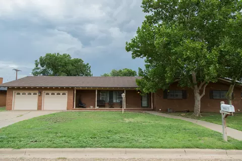 904 Itasca St, Plainview, TX 79072