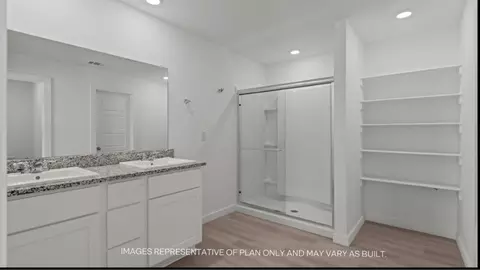 Bath - 2318 150th Pl, Lubbock, TX 79423 photo 1 of 2