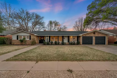3303 53rd St, Lubbock, TX 79413