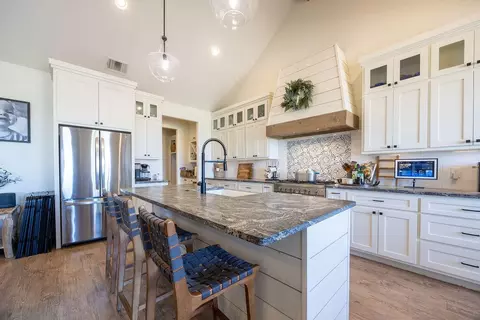 Kitchen - 1211 Private Road 1260, Lubbock, TX 79416 photo 1 of 6