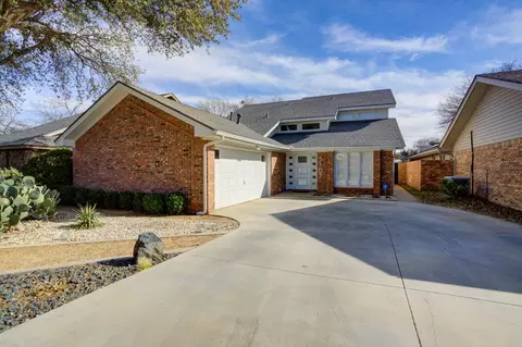 5107 1st Pl, Lubbock, TX 79416